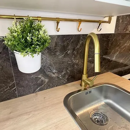 T2 Equipe Apartment *